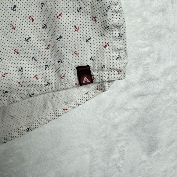 AIRWALK Men's Short Sleeve Button Down Shirt Sz L White w/Blue & Red Anchor - Picture 4 of 7